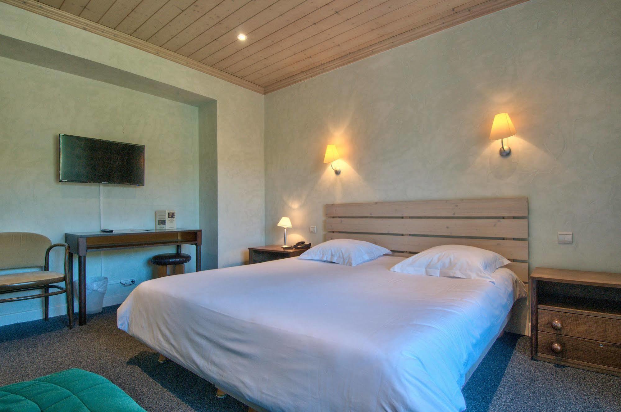 Hotel Du Lac Talloires Exterior photo