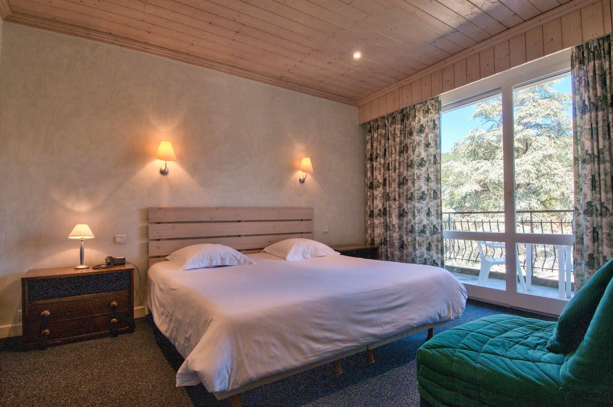 Hotel Du Lac Talloires Exterior photo